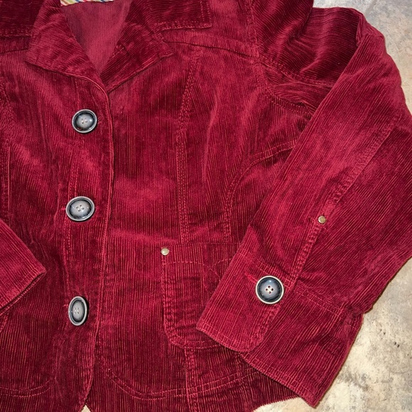 American Vintage A.m.i. Burgundy red corduroy button down jacket - XLarge - Picture 2 of 6